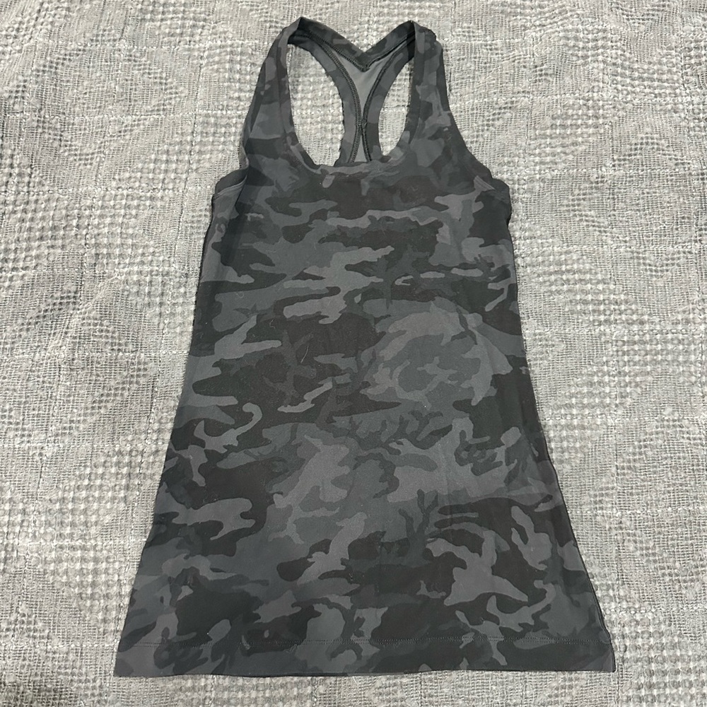 Camo lululemon tank